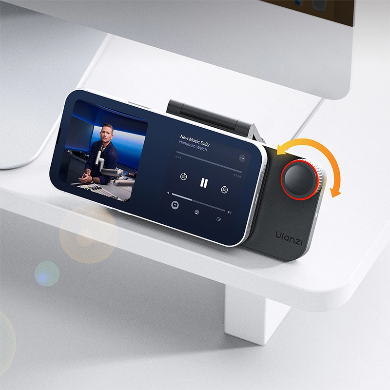 Ulanzi cw15 qi2 wireless charger magsafe 23